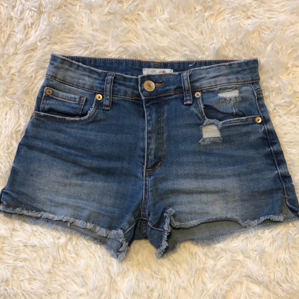 sts blue distressed jean shorts